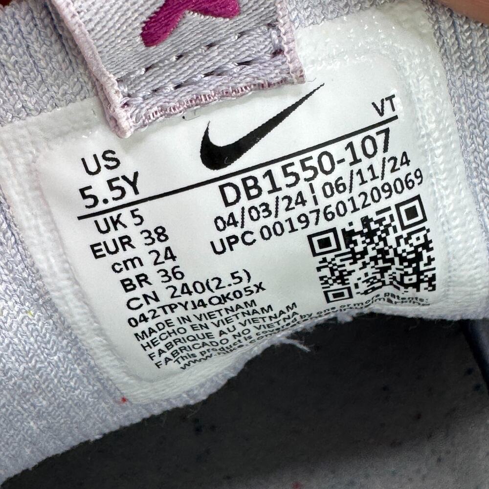Womens 7 / 5.5Y - Nike Air Vapormax 2021 Flyknit Shoes Football Grey Hot Fuchsia - Picture 8 of 9